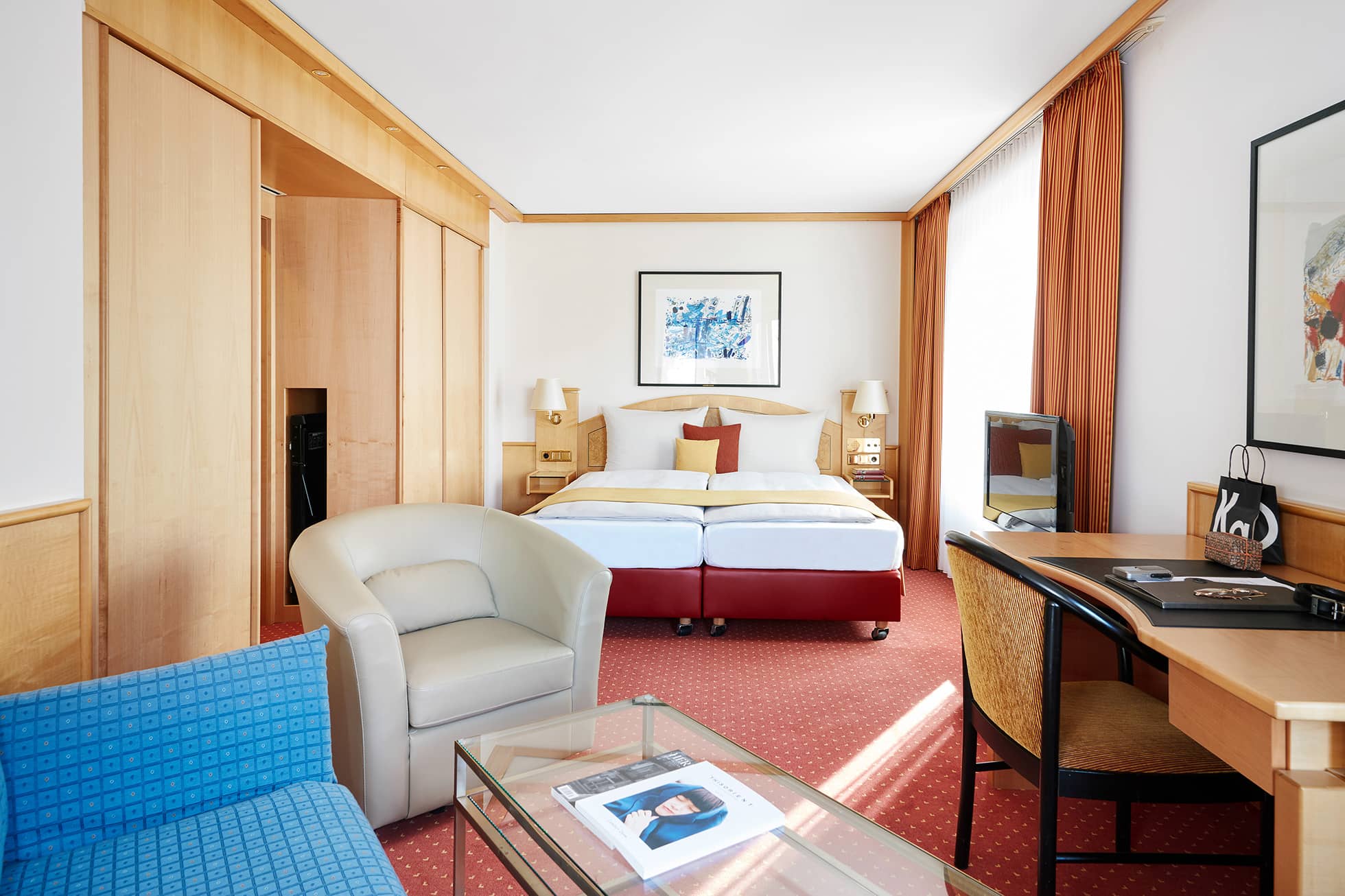 Living Hotel Grosser Kurfürst Deluxe Apartment Zimmer im Aparthotel in Berlin