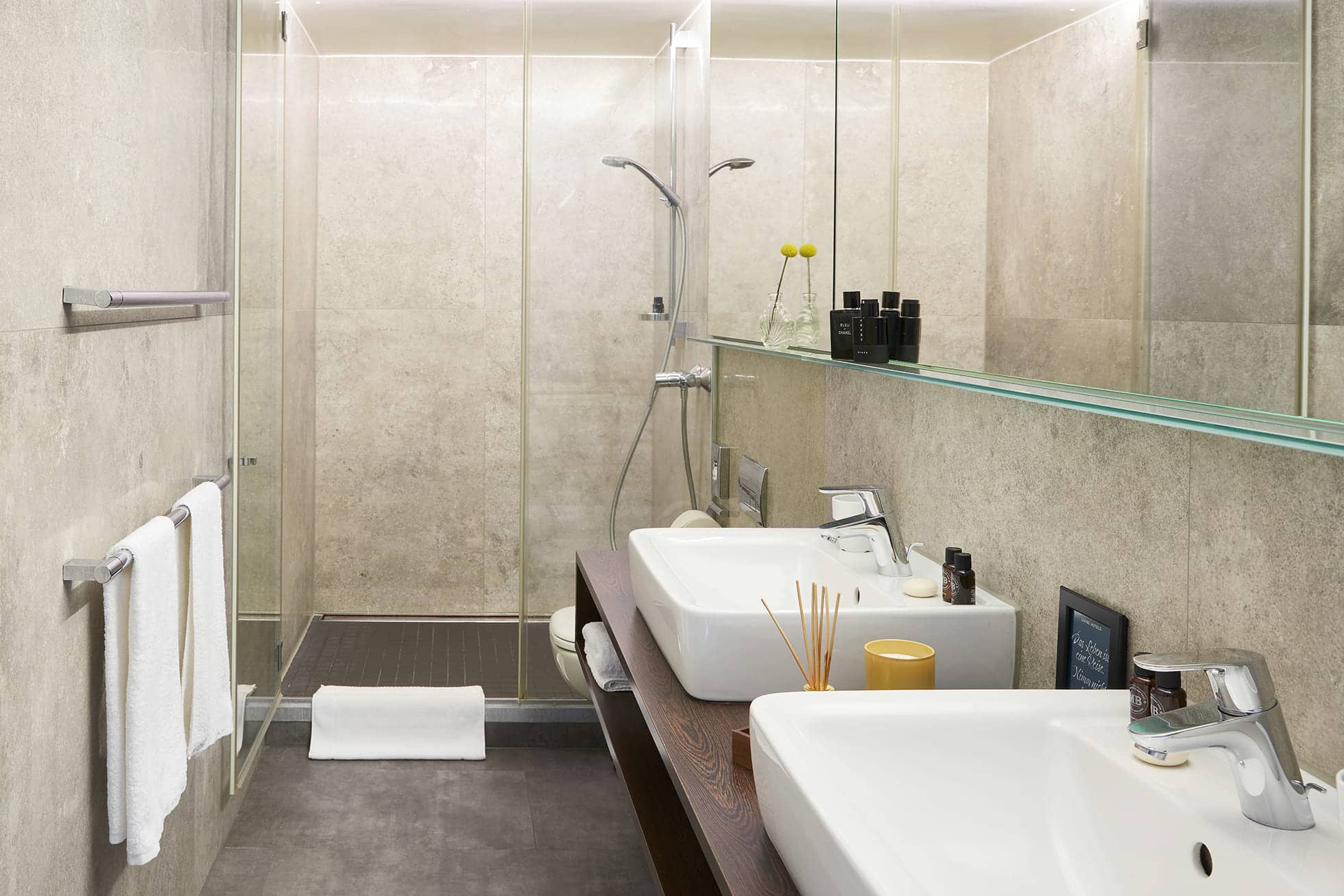 Living Hotel Das Viktualienmarkt Business Plus Badezimmer Badezimmer im Boutique Hotel in München