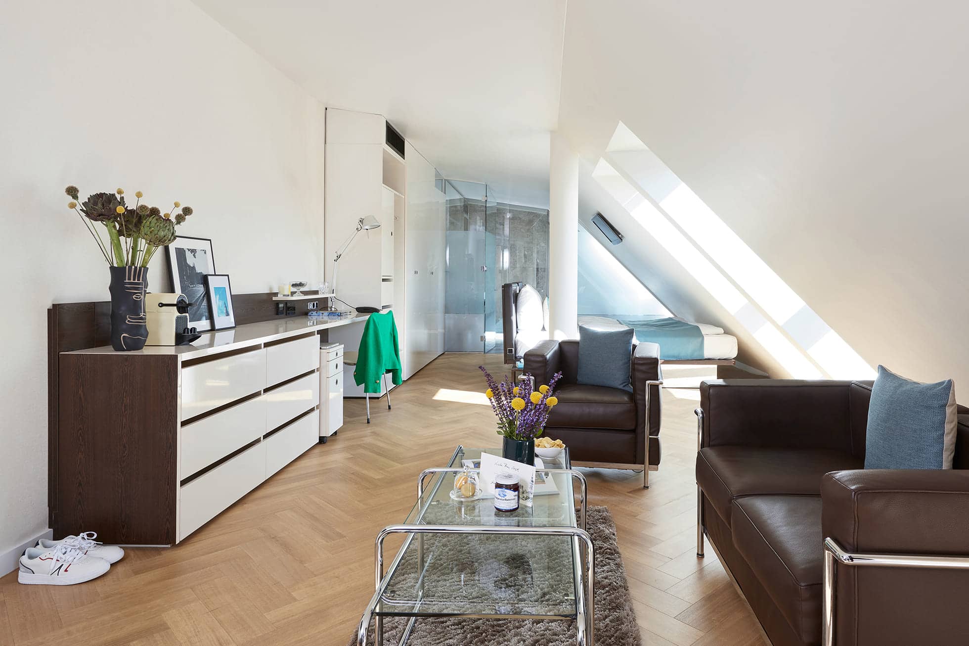 Living Hotel Das Viktualienmarkt Junior Suite Wohnbereich im Hotel in München