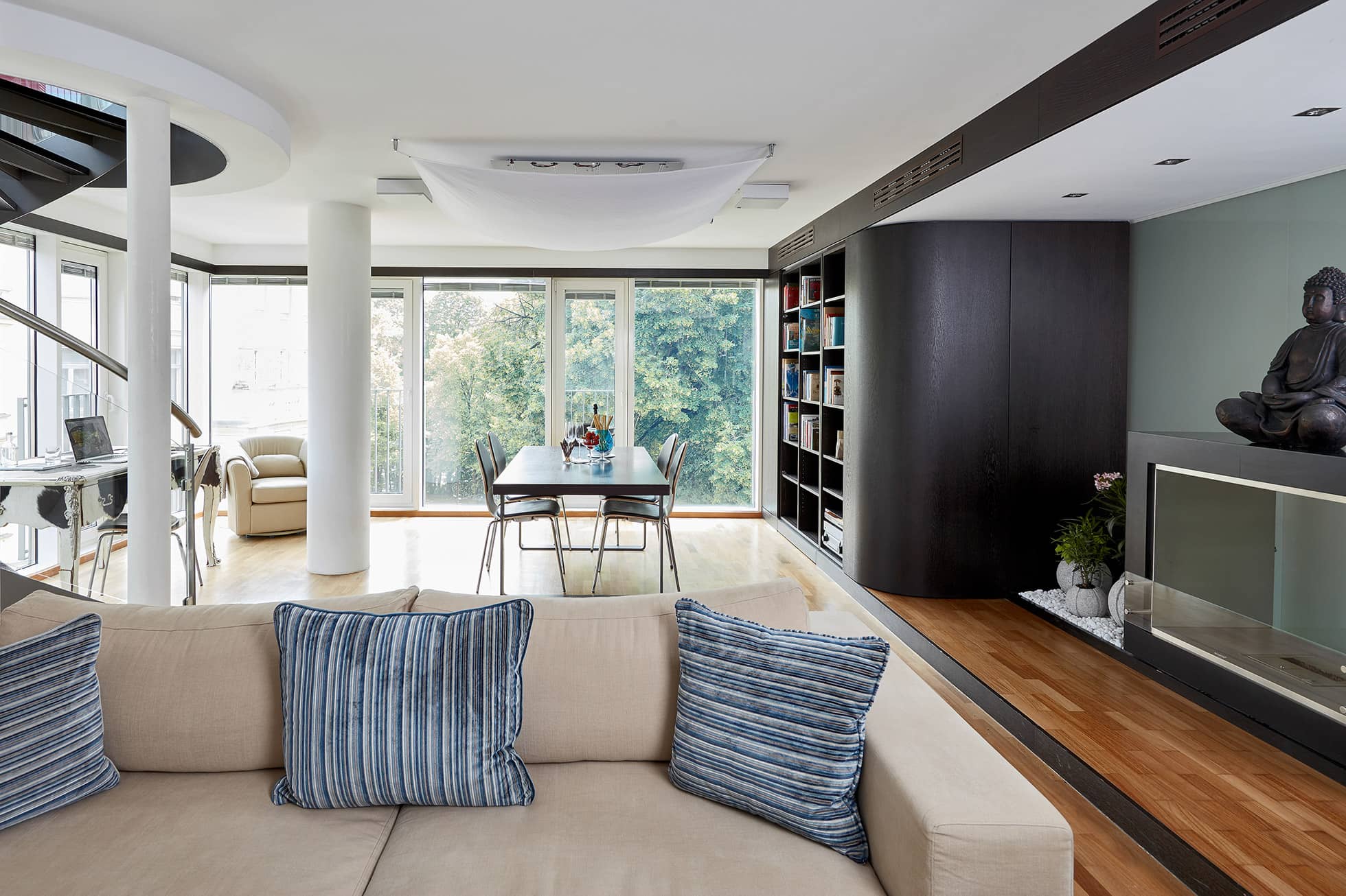 Living Hotel Prinzessin Elisabeth Penthouse Suite Wohnbereich in der Hotelsuite