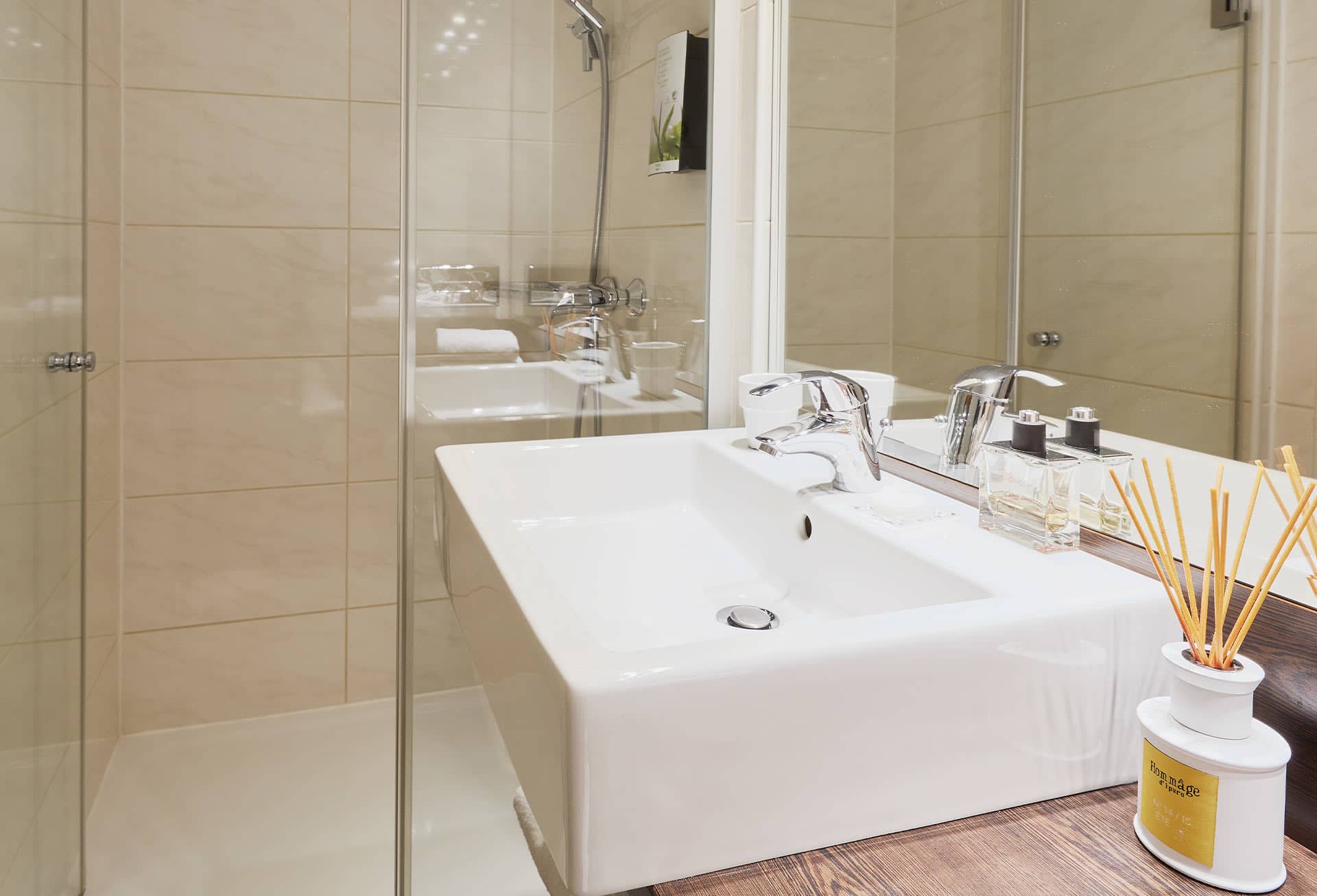 Living Hotel am Deutschen Museum Doppel Plus Badezimmer Badezimmer im Serviced Apartment