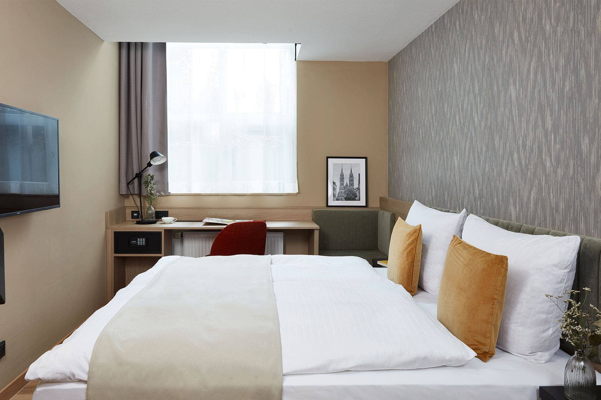 Living Hotel Nürnberg Maisonette Wohnraum Wohnbereich im buchbaren Apartment