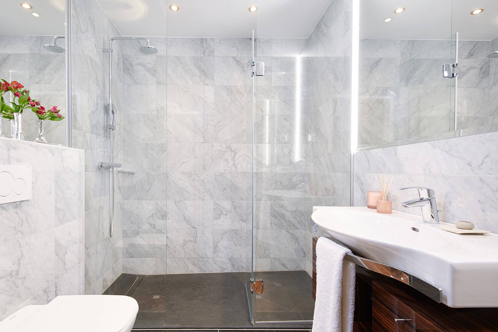 Living Hotel an der Oper Executive Badezimmer Badezimmer mit Pflanze